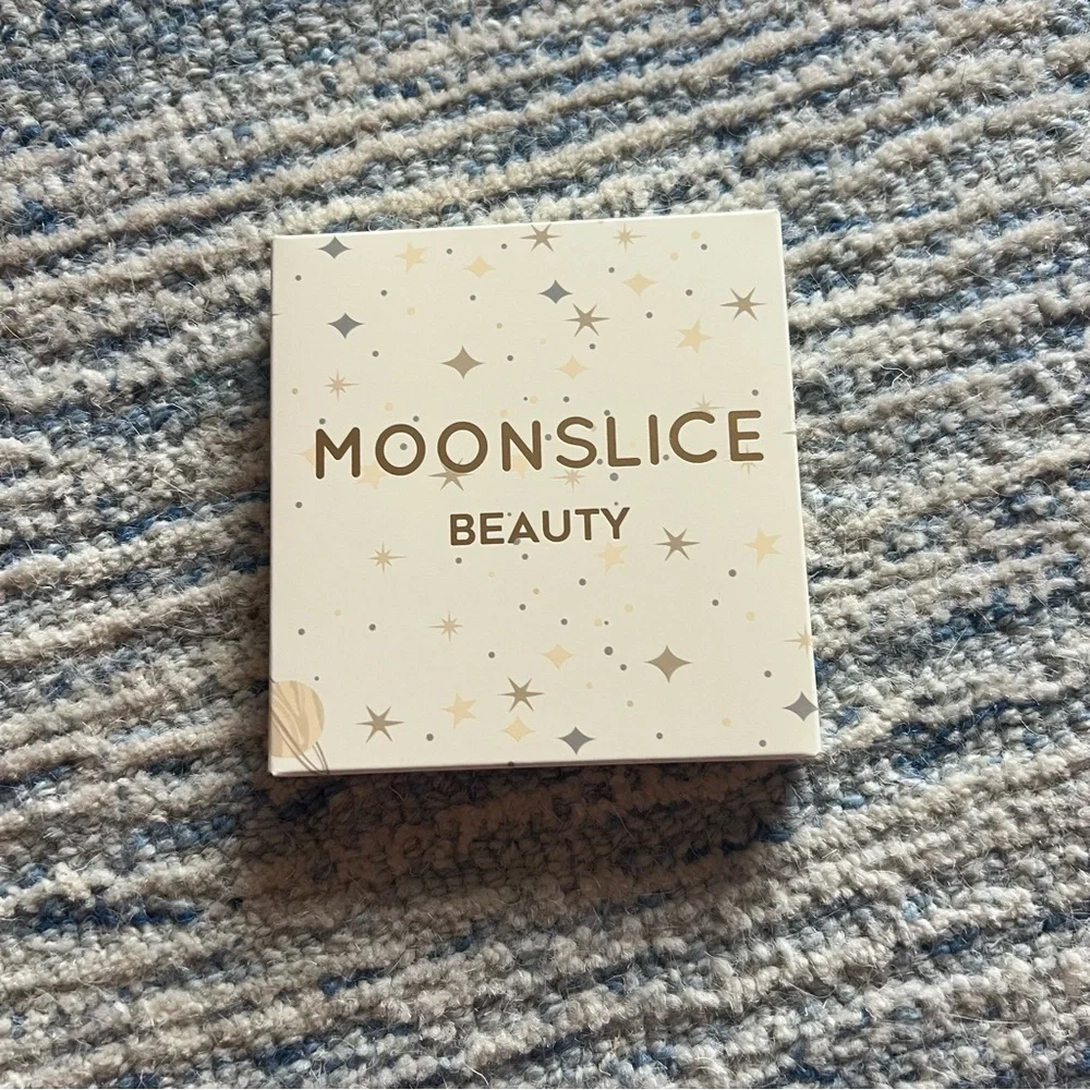 Moonslice Beauty Blushing Moon NEW